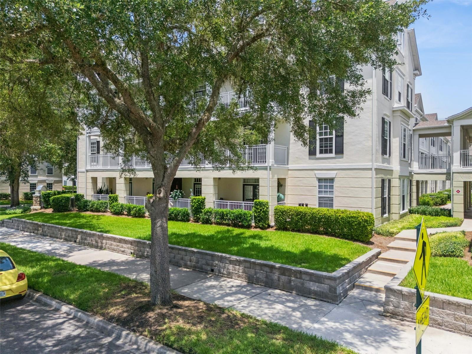 315 GRAND MAGNOLIA AVENUE #203 photo 2