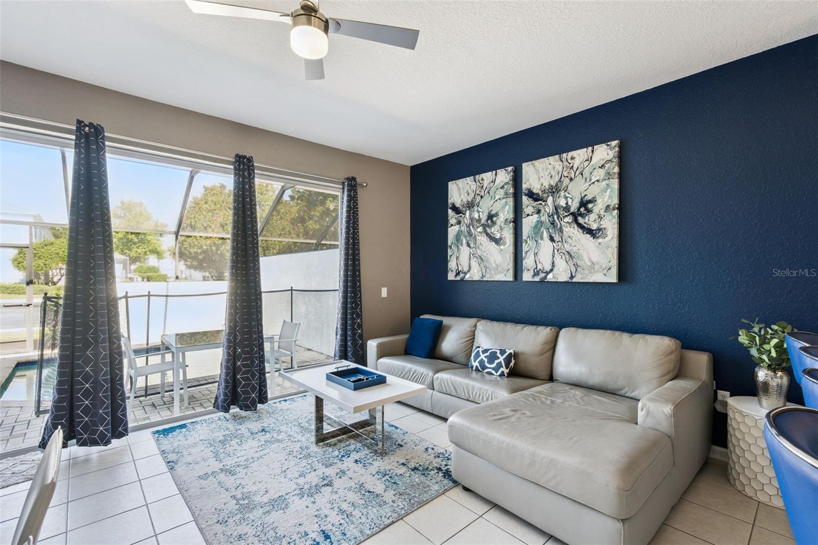 2530 Maneshaw Lane — photo 4 of 26