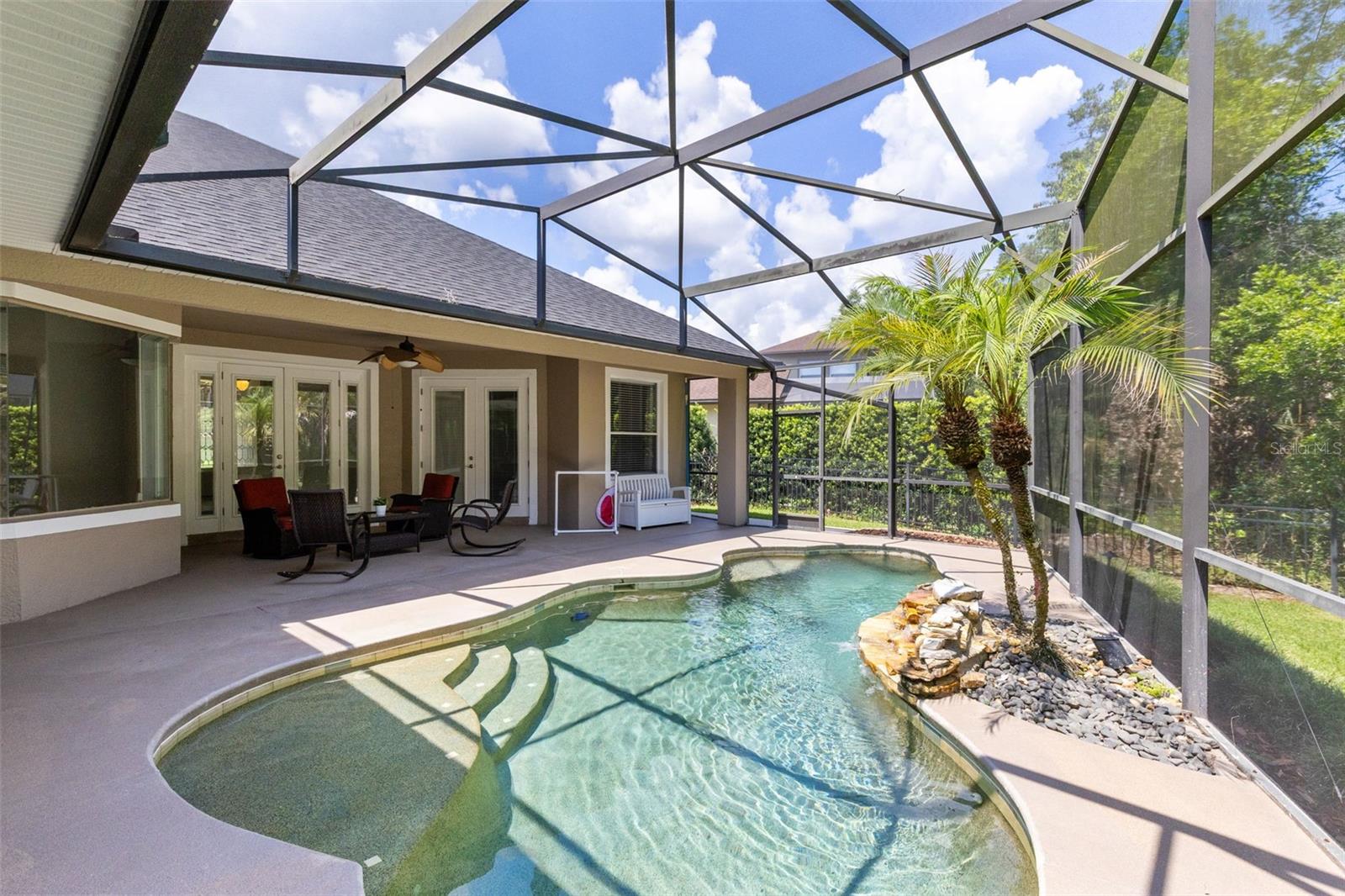 341 VERACLIFF COURT photo 4