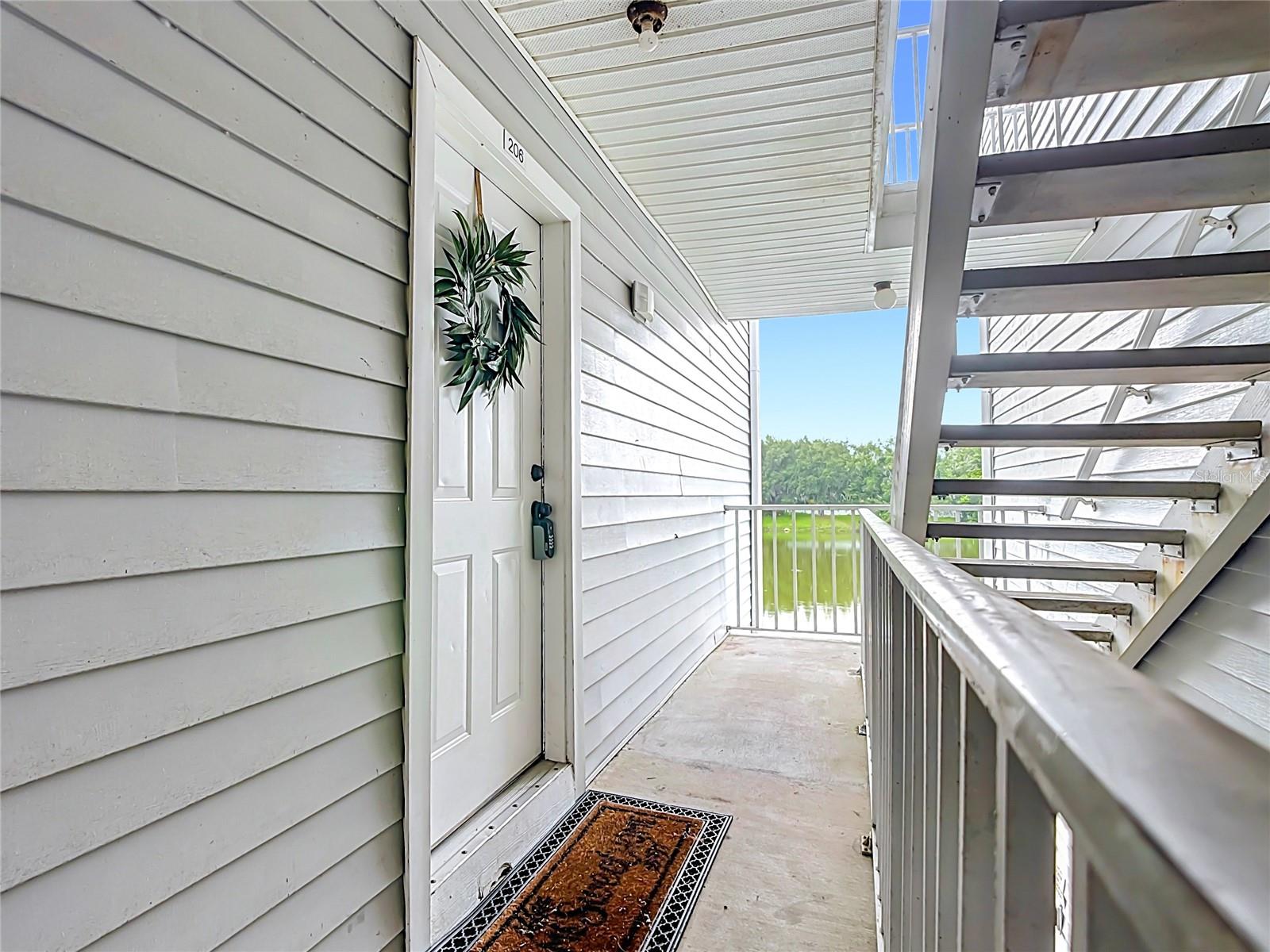1229 BERMUDA LAKES LANE #206 photo 3