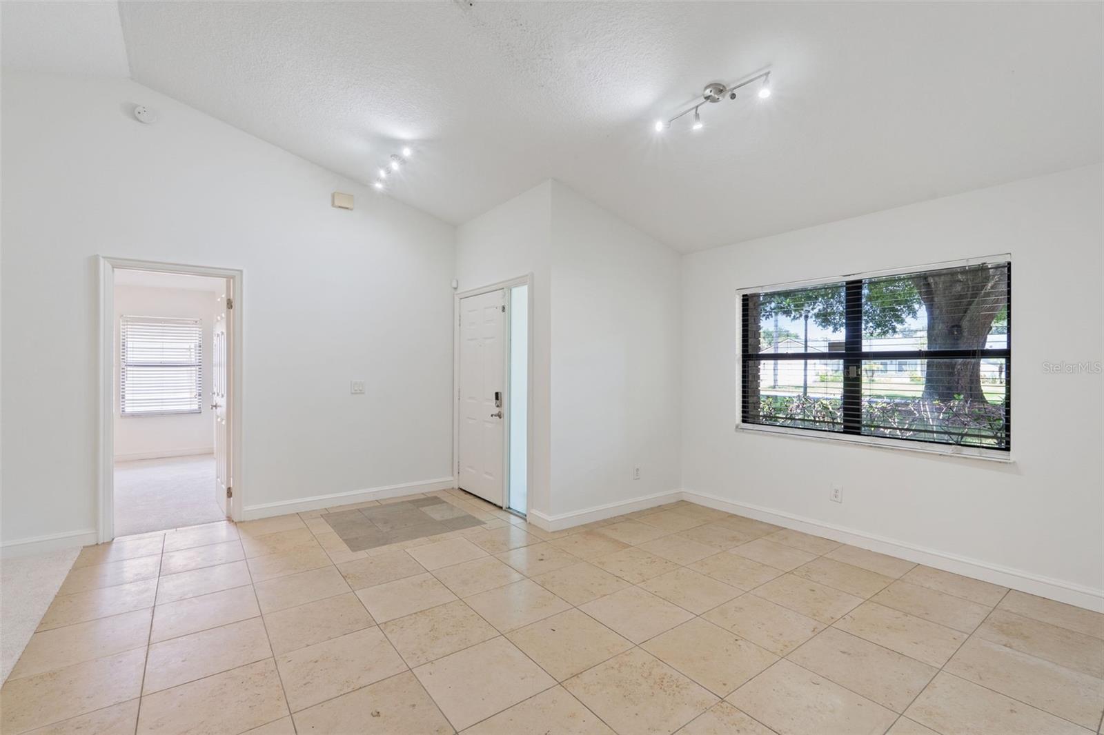 9433 PALM TREE DRIVE photo 3