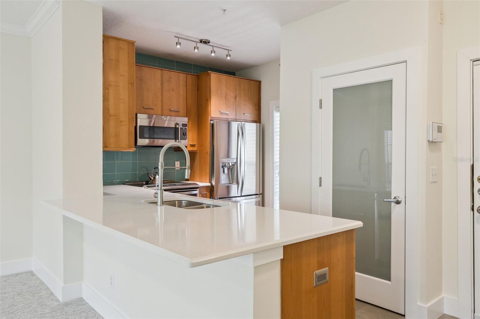 529 WATER STREET #529 photo 4
