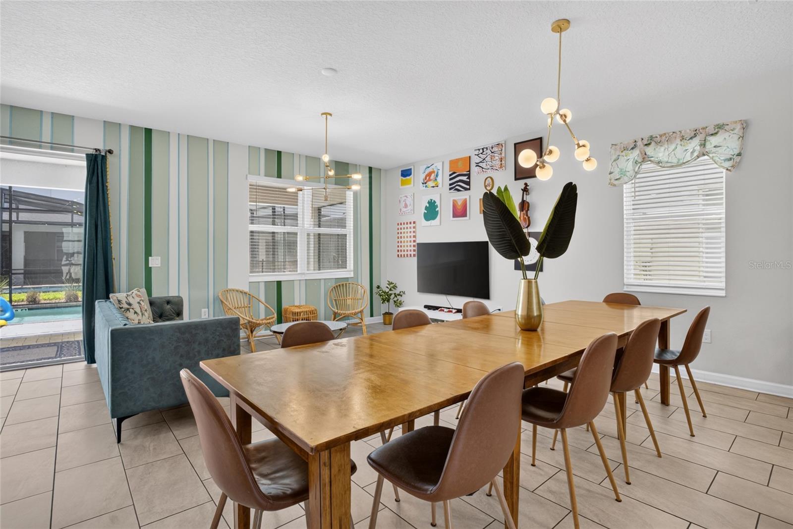 4536 Target Boulevard — photo 15 of 60