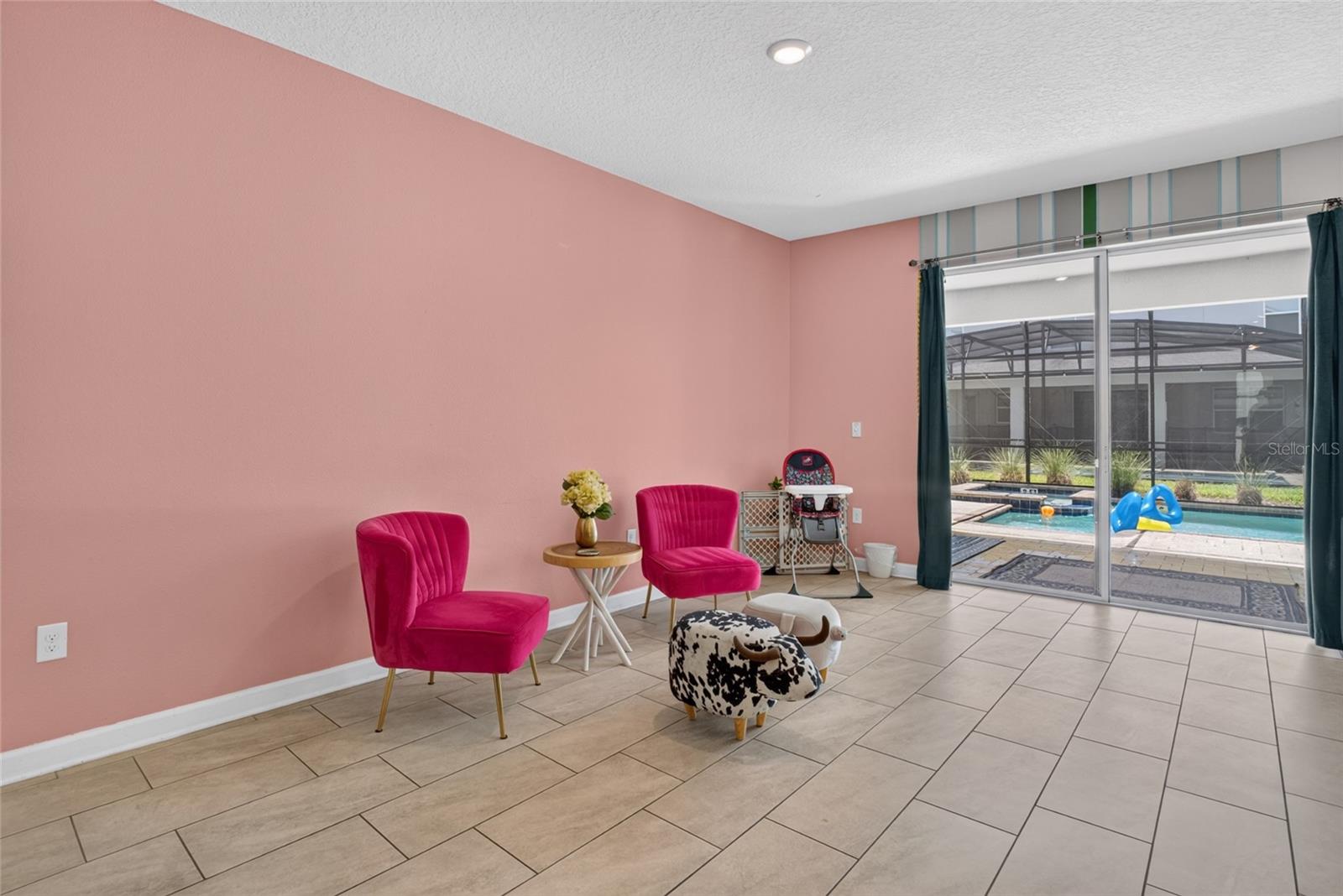 4536 Target Boulevard — photo 19 of 60