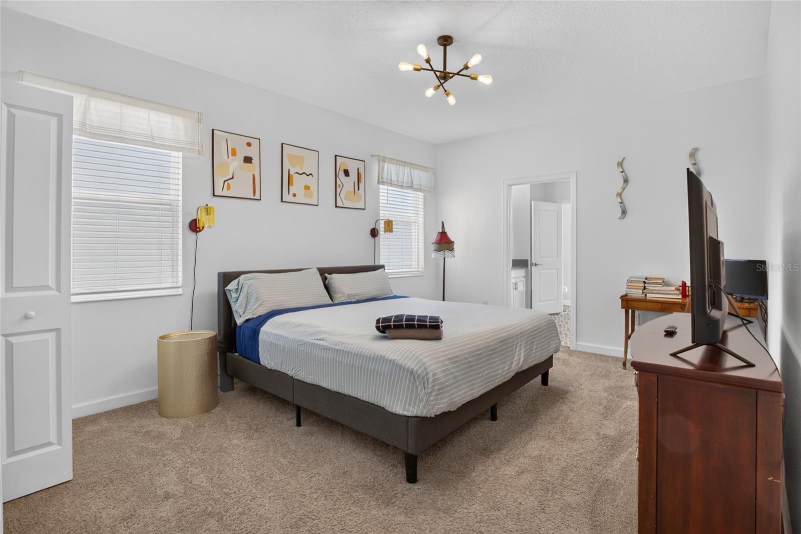 4536 Target Boulevard — photo 24 of 60