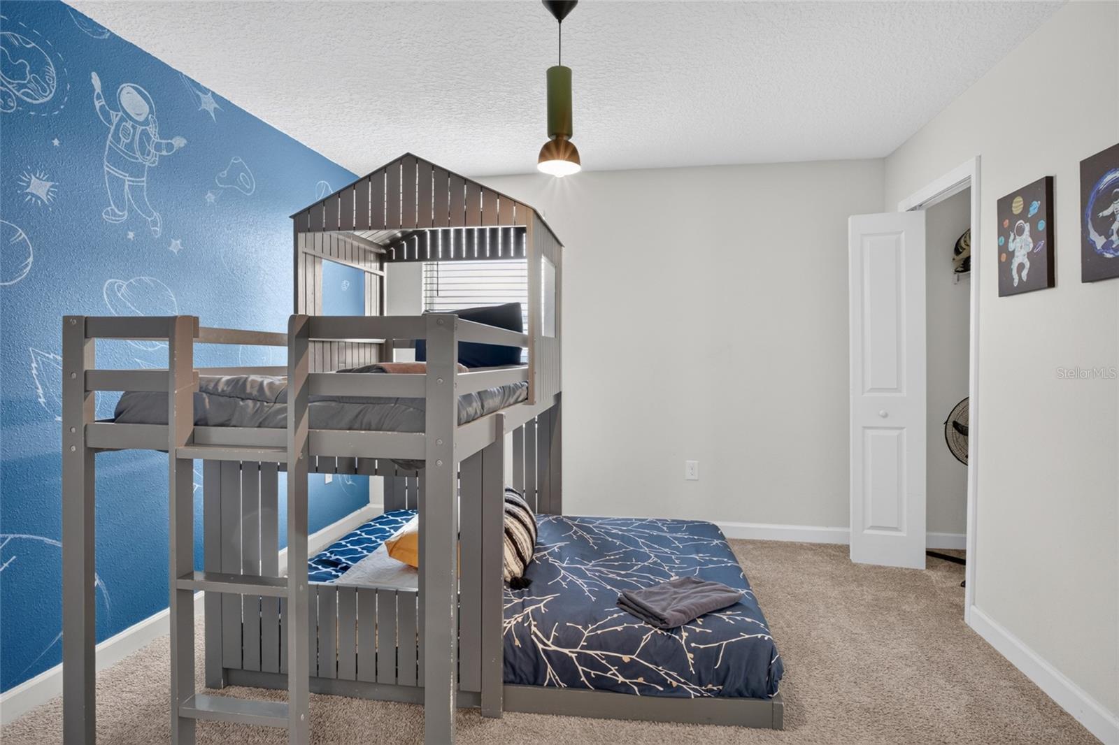 4536 Target Boulevard — photo 44 of 60