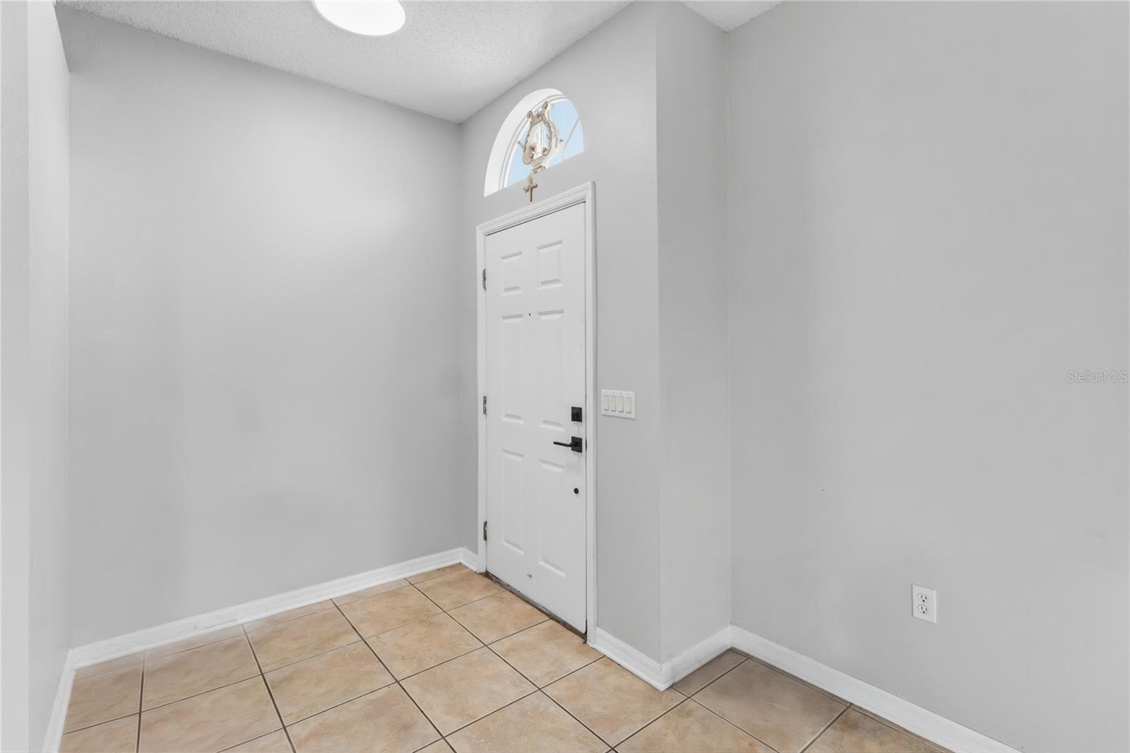 9917 SHADOW CREEK DRIVE photo 3