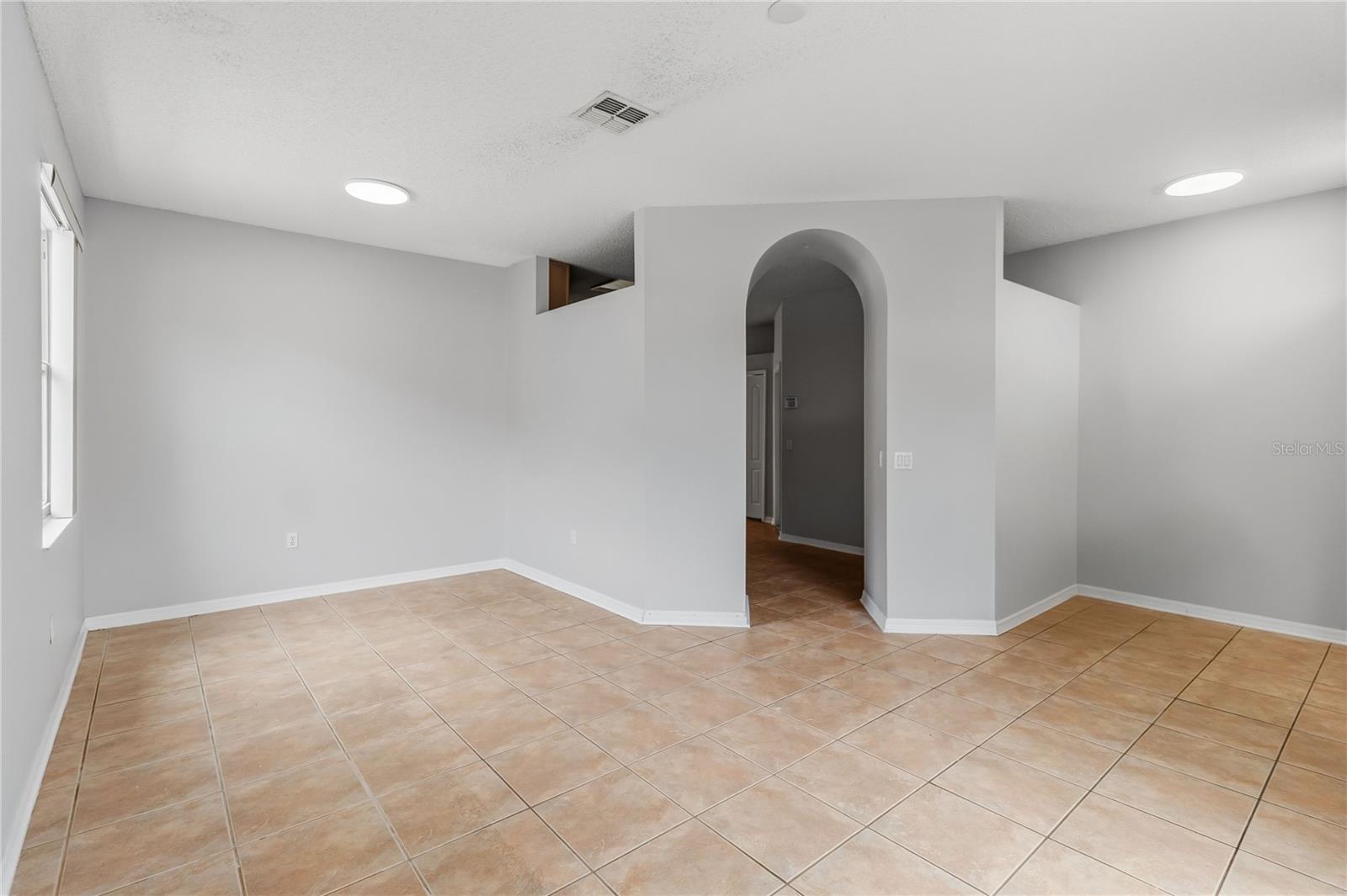 9917 SHADOW CREEK DRIVE photo 5