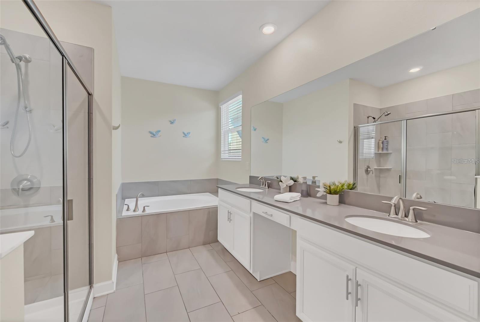 2748 Bookmark Drive — photo 14 of 29