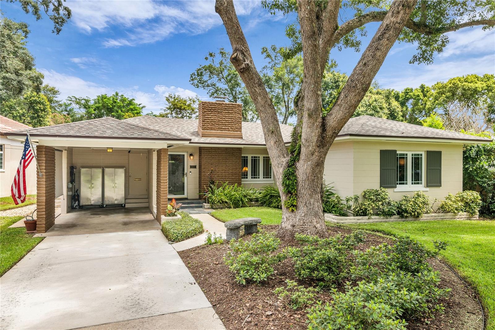 1215 DELANEY PARK DRIVE photo 2