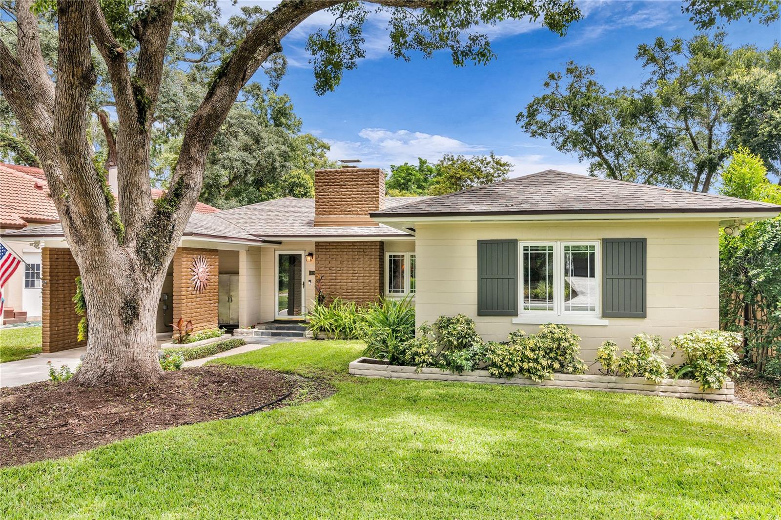 1215 DELANEY PARK DRIVE photo 3