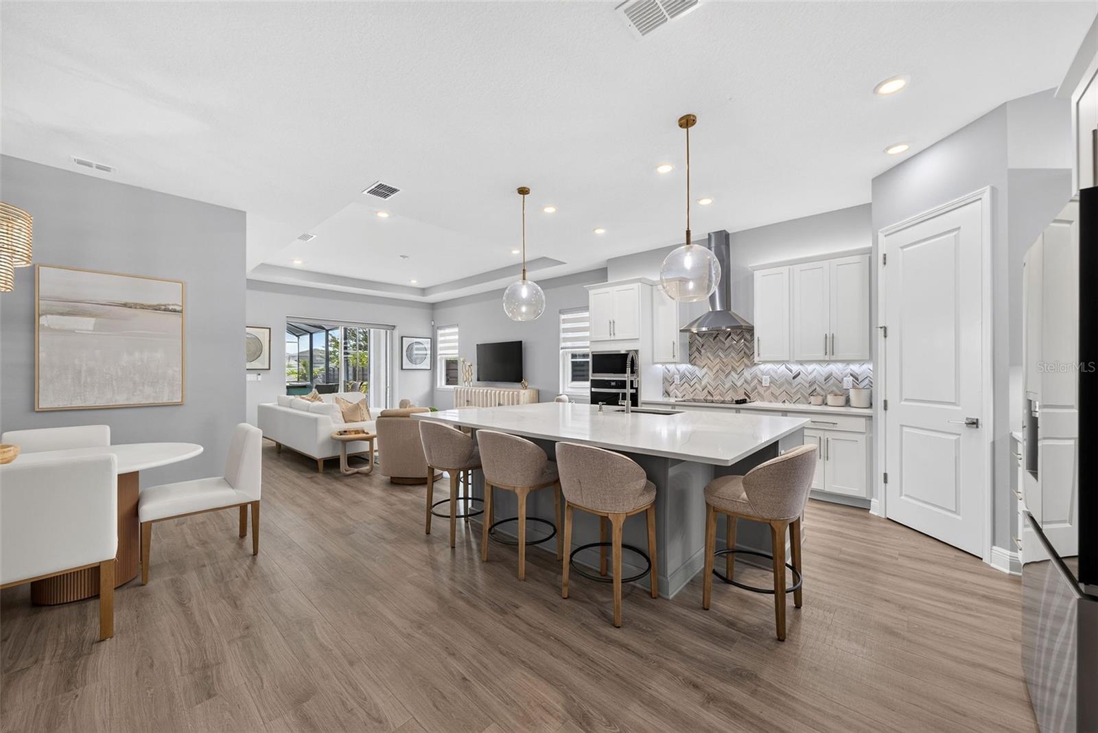 13175 MCMILLAN photo 5