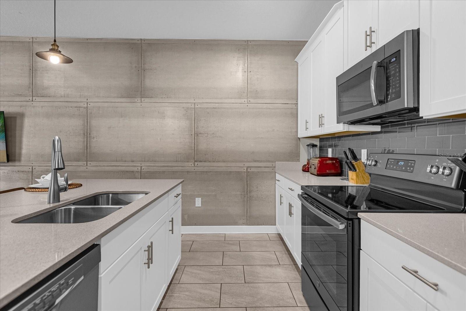 4820 Love Storey Lane — photo 7 of 26