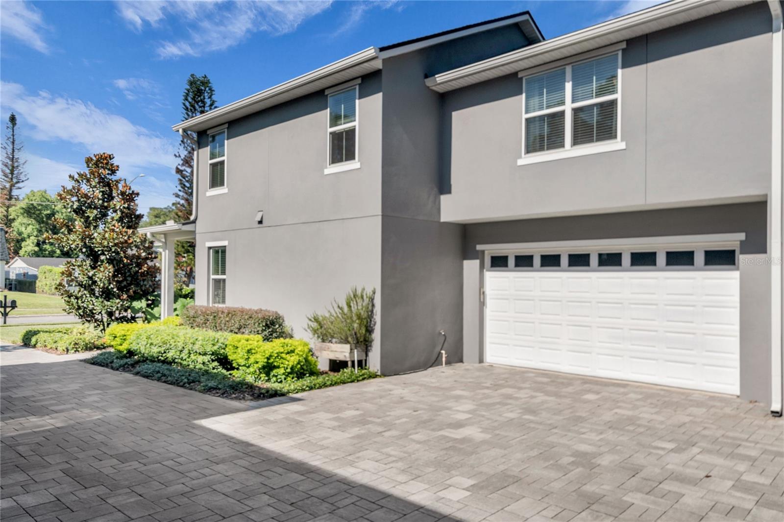 1211 E MURIEL STREET photo 3