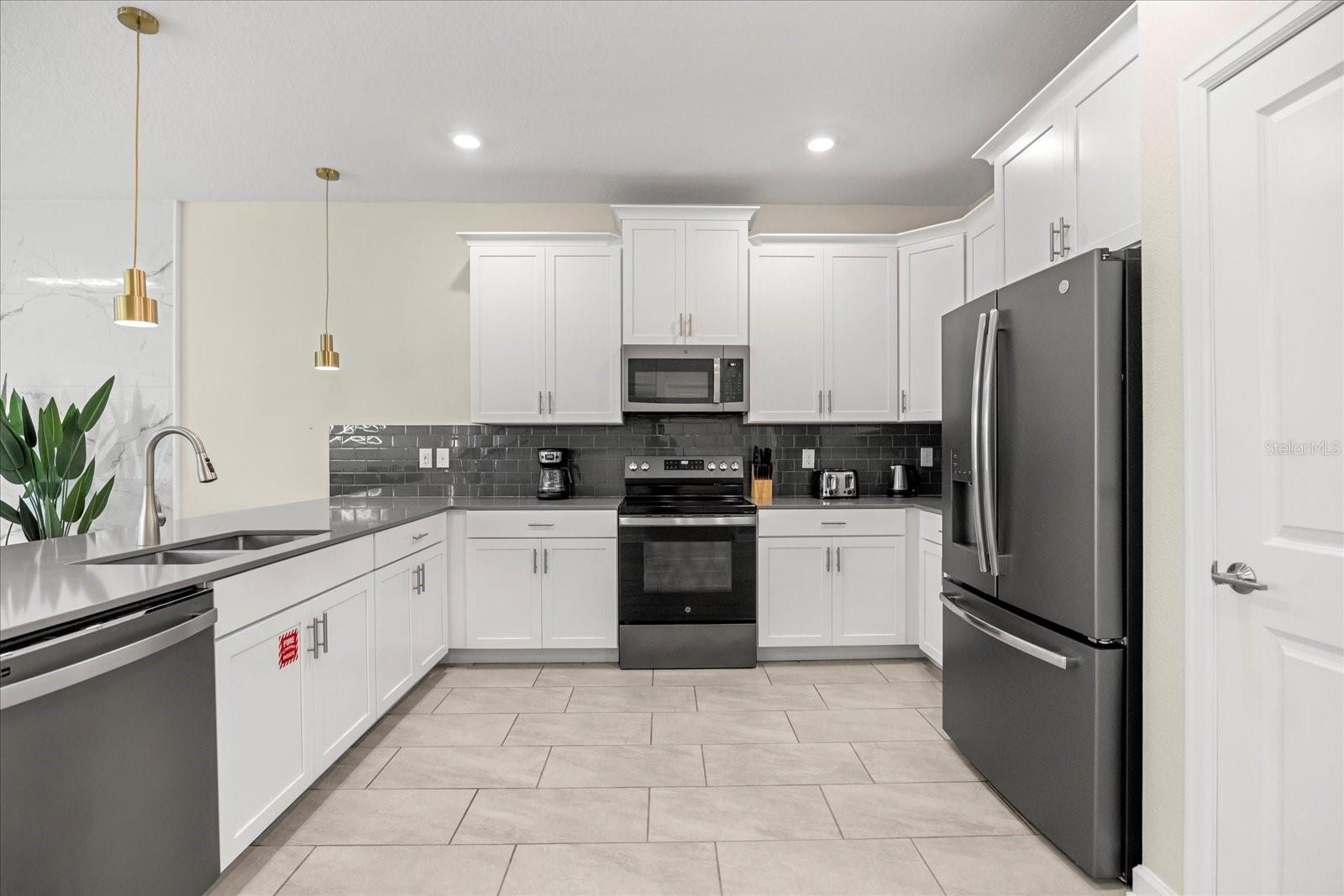 4548 Target Boulevard — photo 9 of 56