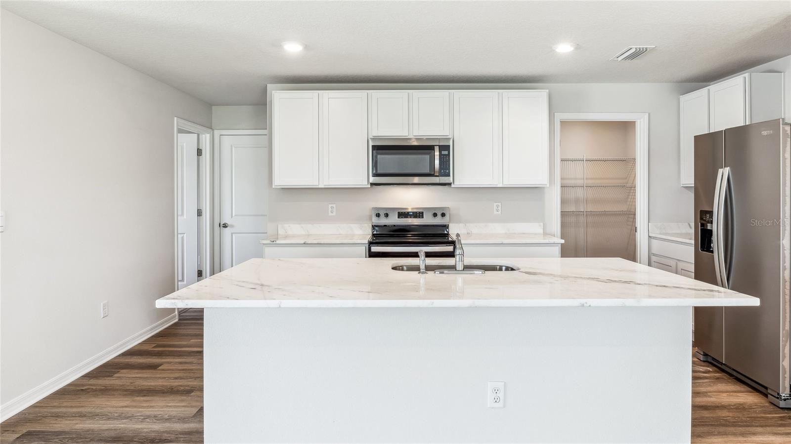 11844 TEXOMA COURT photo 5