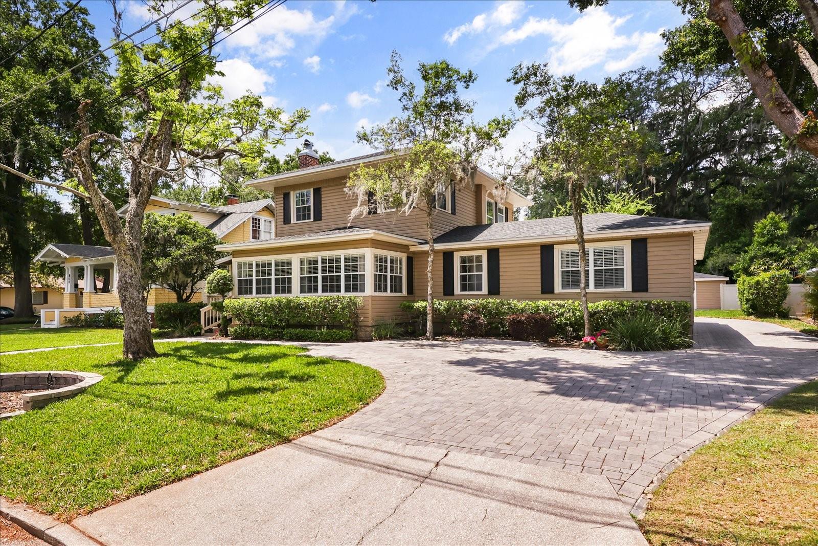 808 PUTNAM AVENUE photo 4