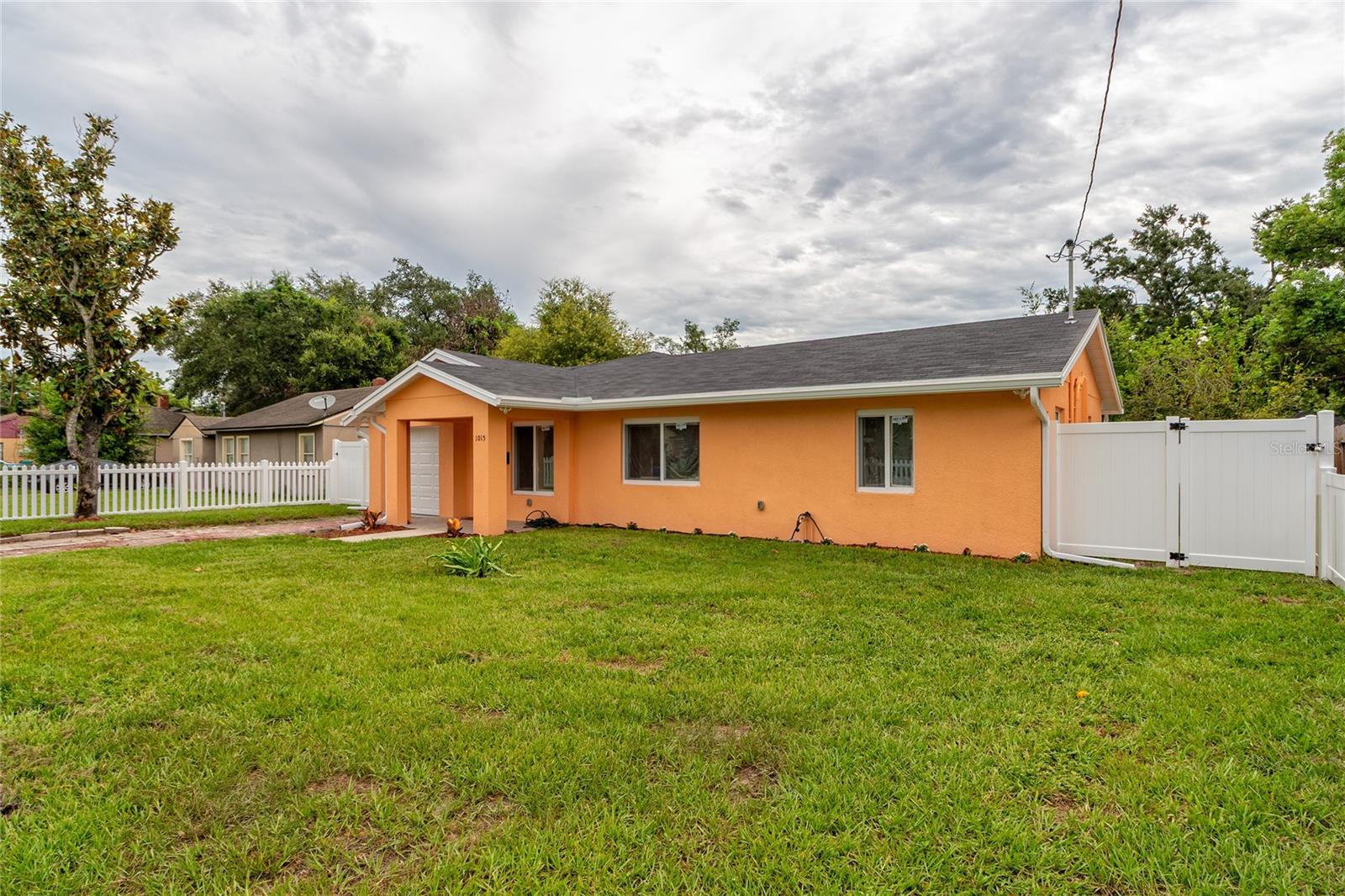 1015 MACK AVENUE photo 4