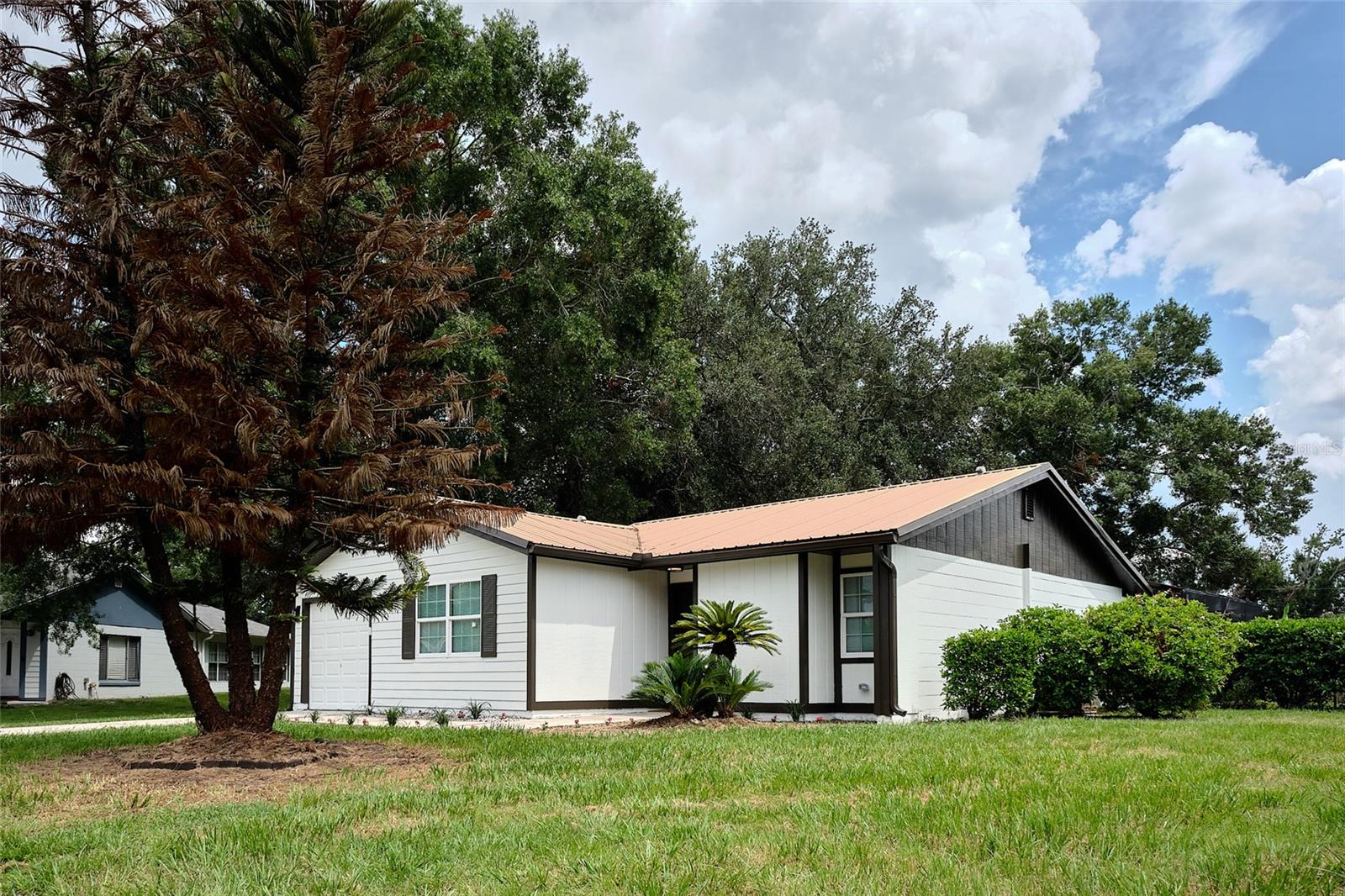 1240 WINDWAY CIRCLE