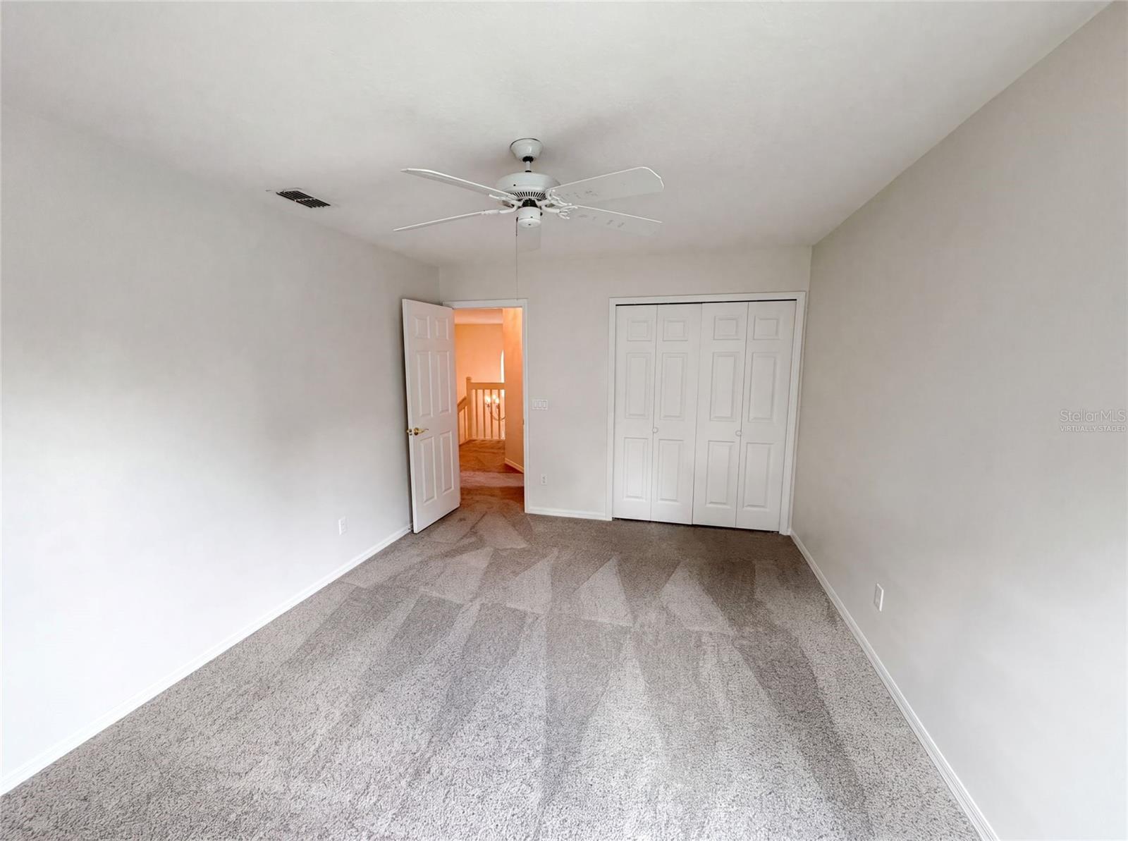 1379 HAMPSTEAD TERRACE photo 4