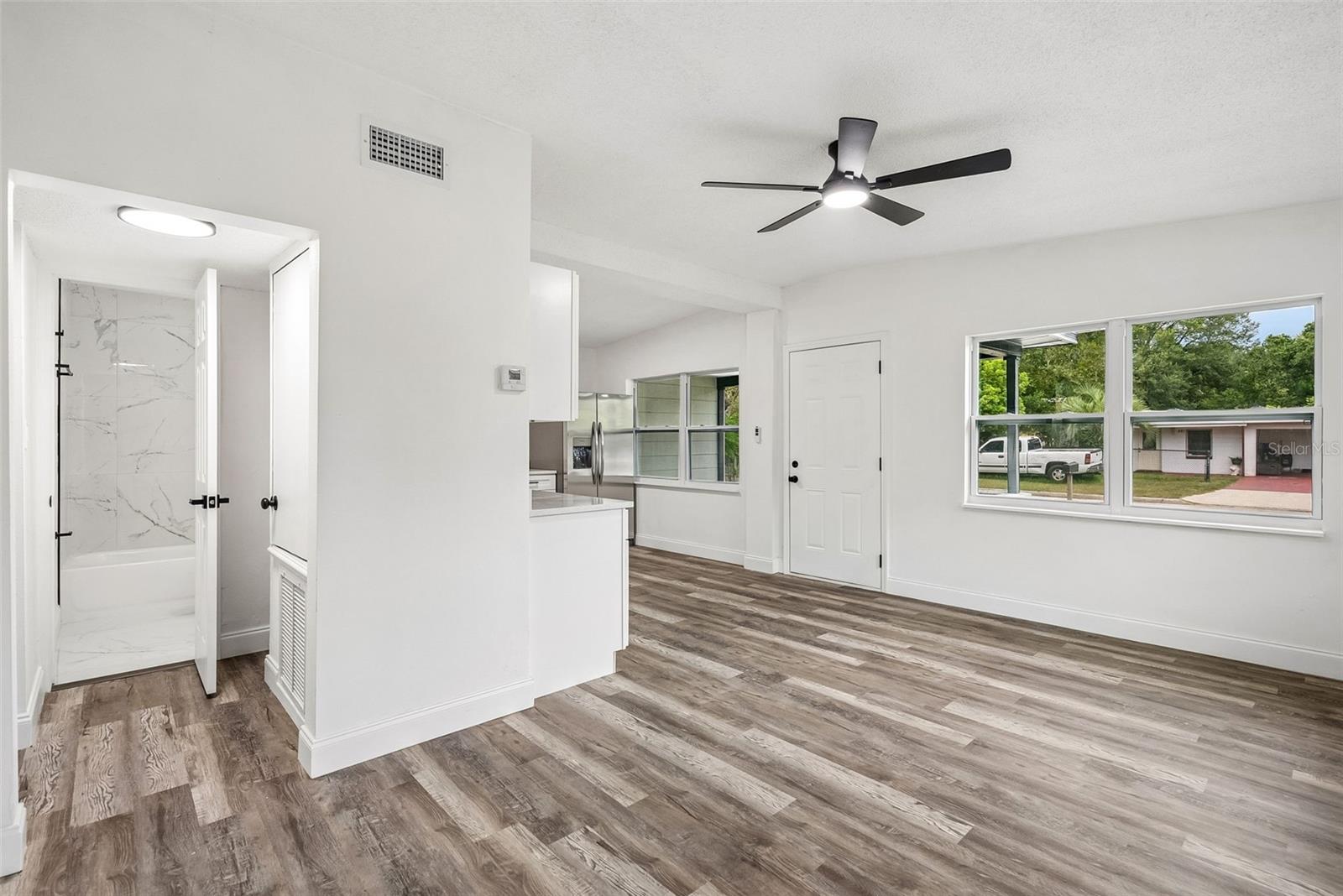 806 CITRUS STREET photo 5