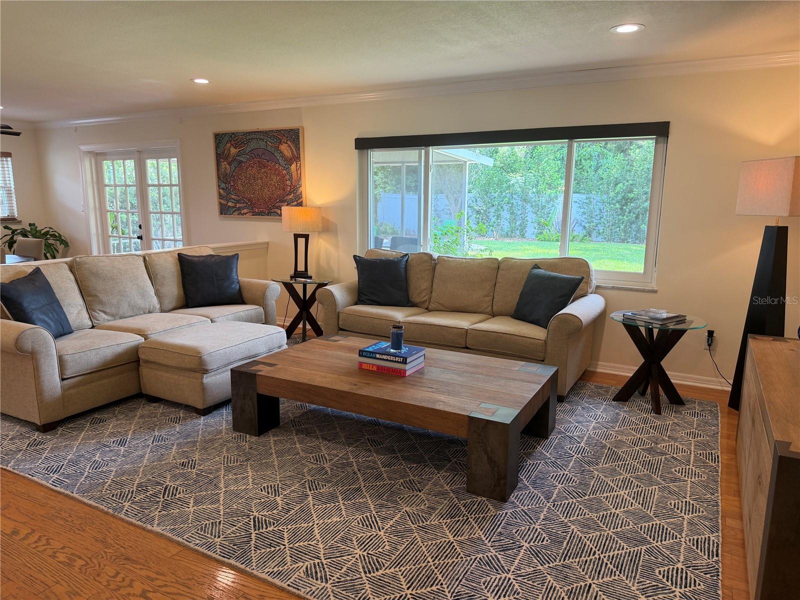 810 SWEETBRIAR ROAD photo 5