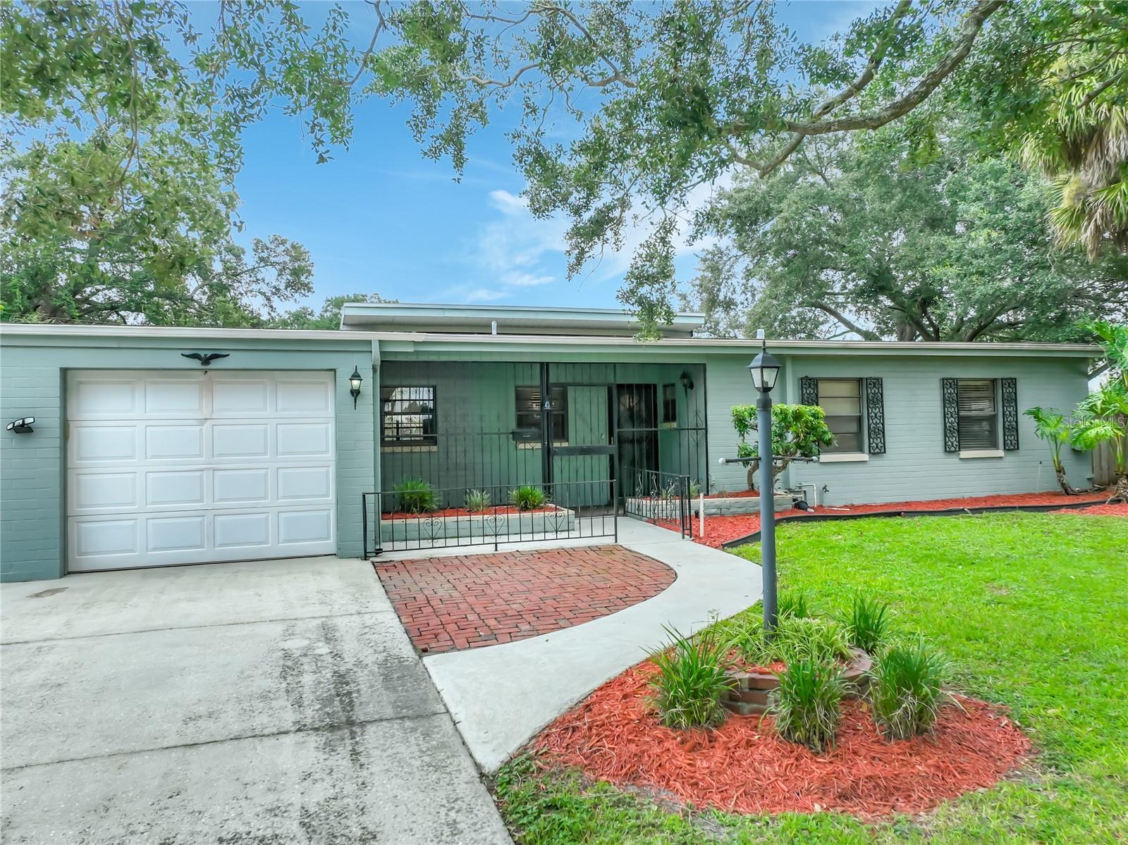 3921 WREN LANE photo 2