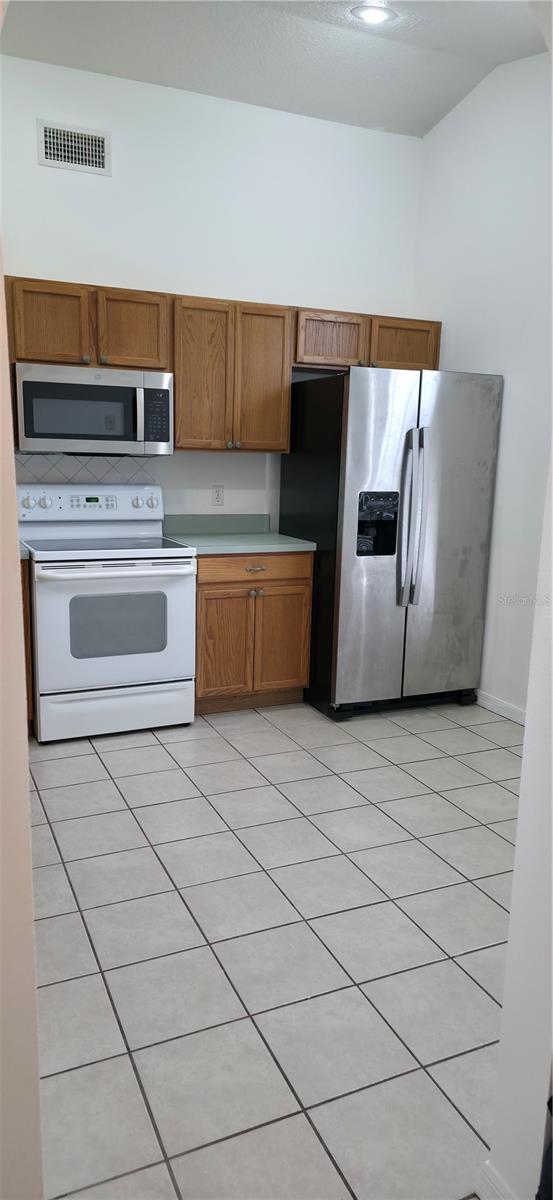 2160 EOLA COURT photo 5