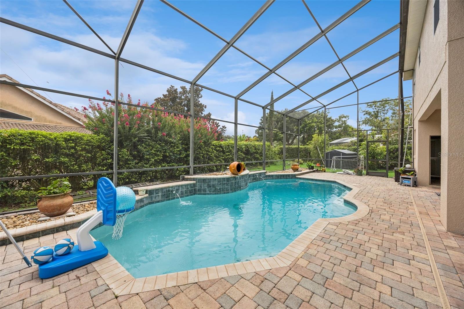 8991 HERITAGE BAY CIRCLE photo 2
