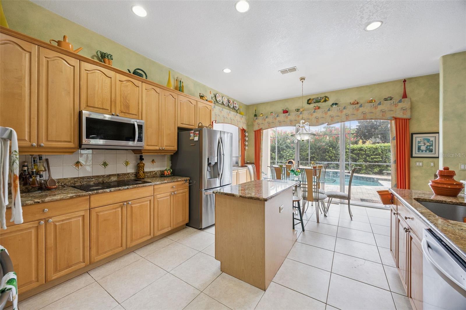 8991 HERITAGE BAY CIRCLE photo 4