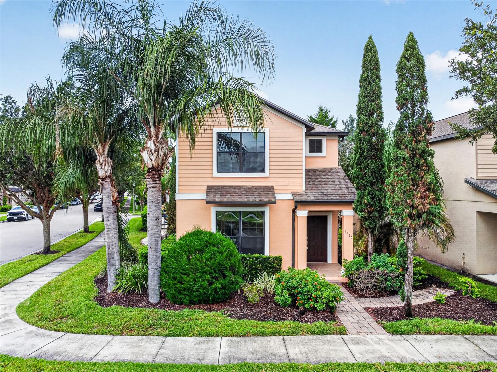 7236 PENKRIDGE LANE photo 2