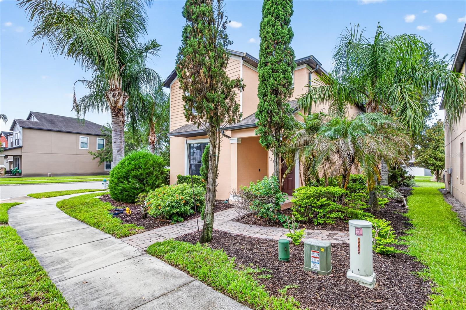 7236 PENKRIDGE LANE photo 4