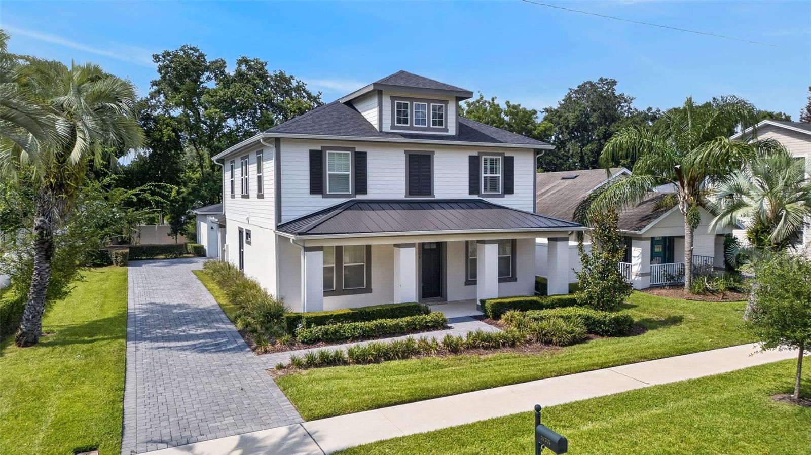 375 NIBLICK WAY photo 2