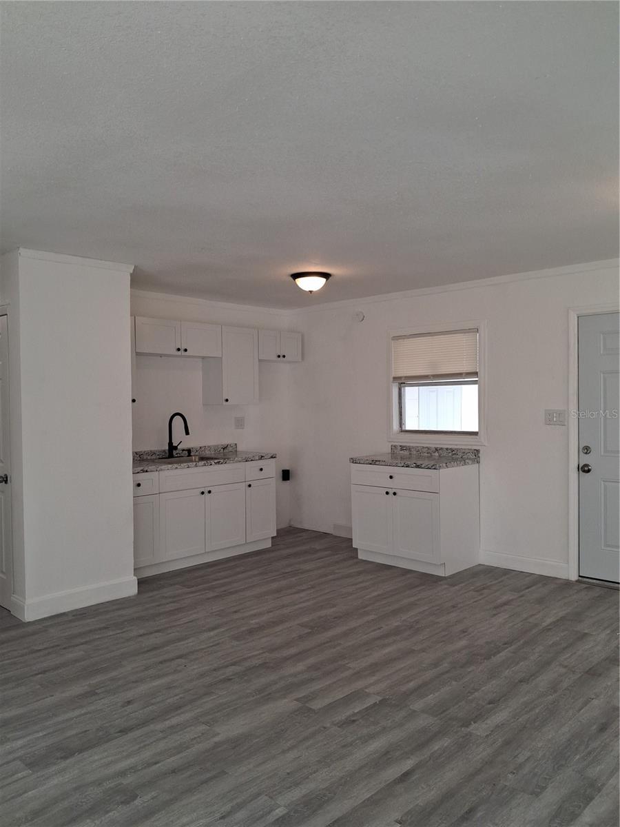 7206 MANDARIN DRIVE photo 5