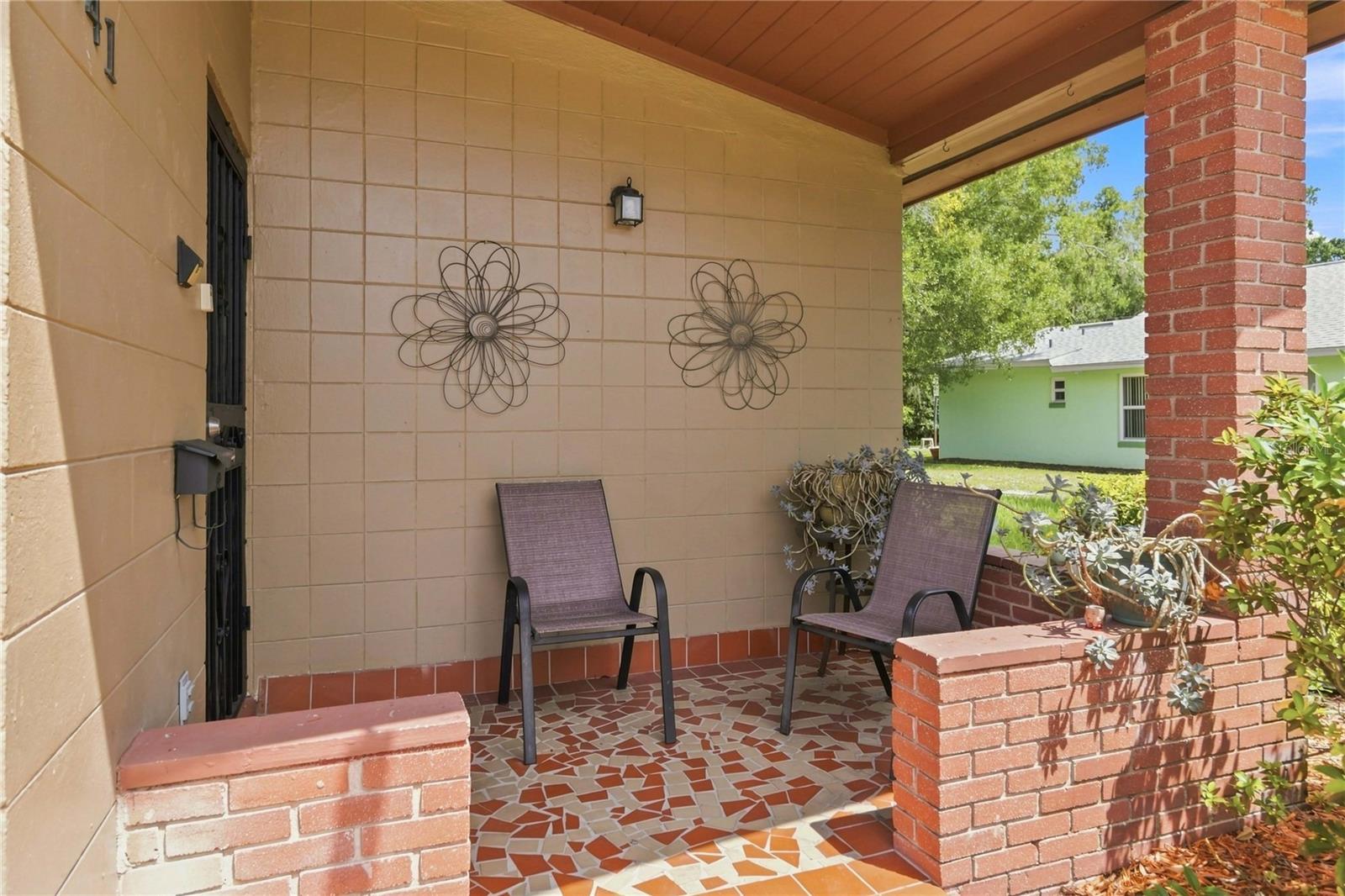 841 WOODEN BOULEVARD photo 2
