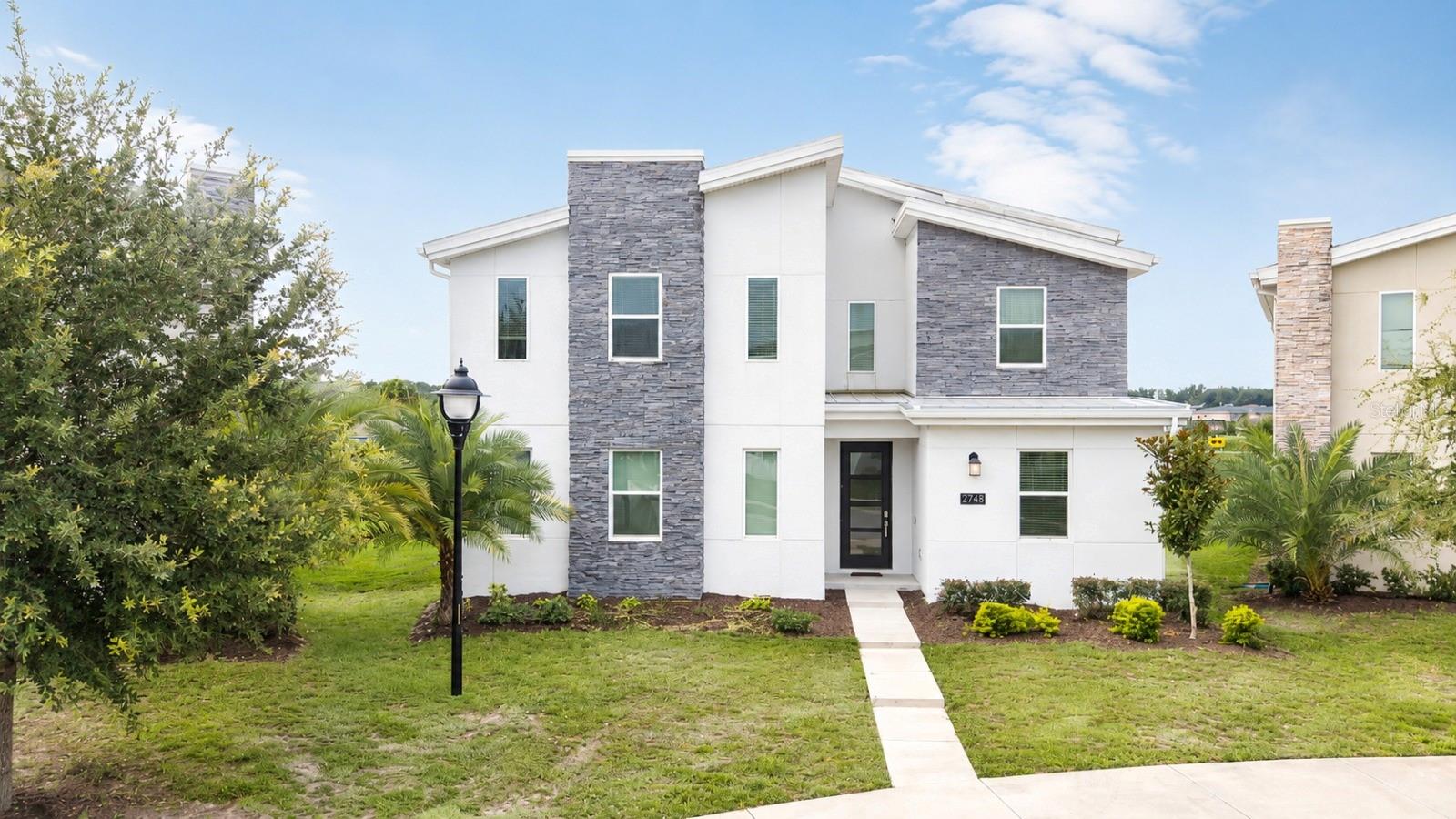 2746 Oxymoron Way, Storey Lake Resort, Kissimmee FL