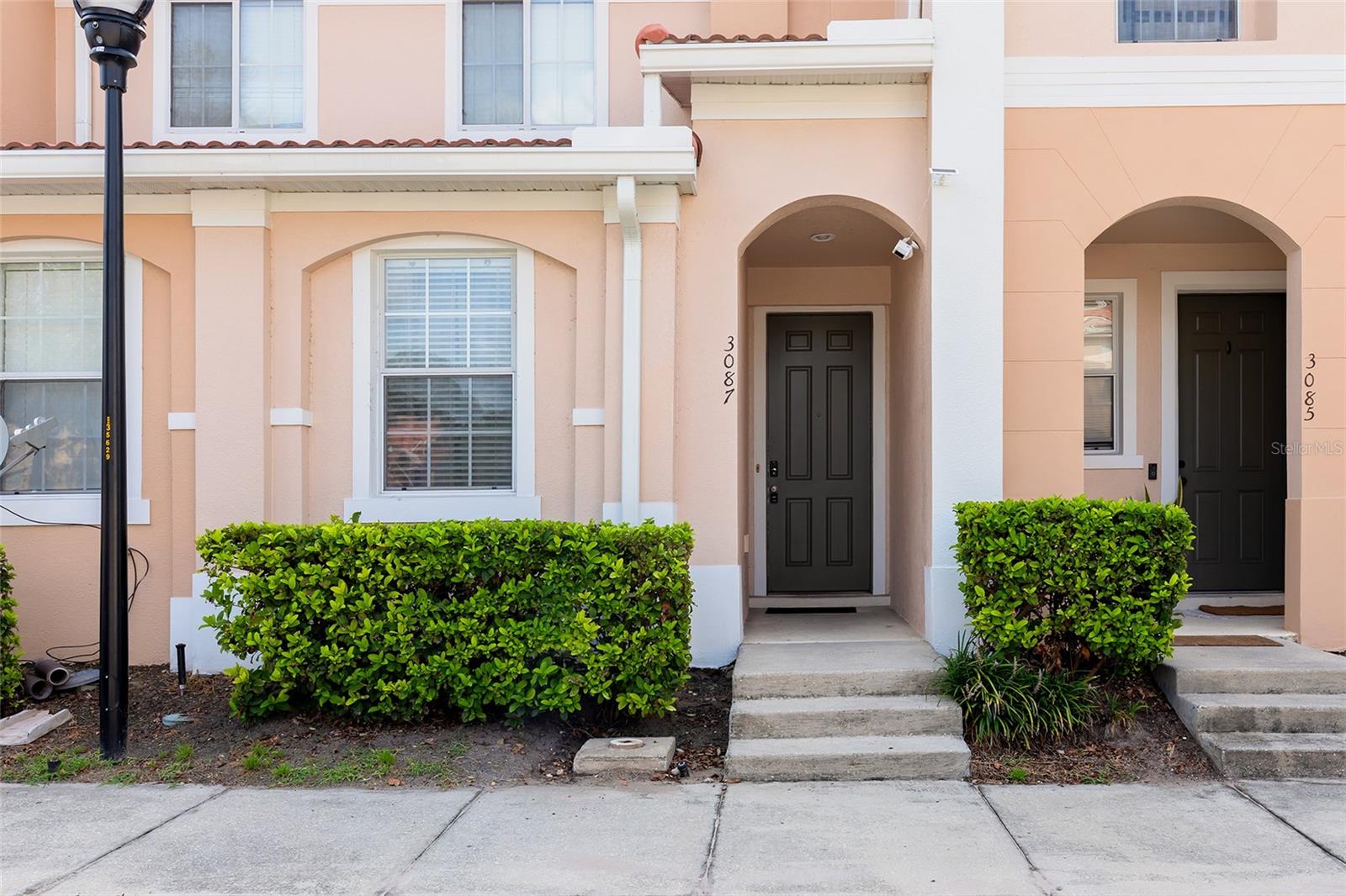 3087 SEAVIEW CASTLE DRIVE photo 2