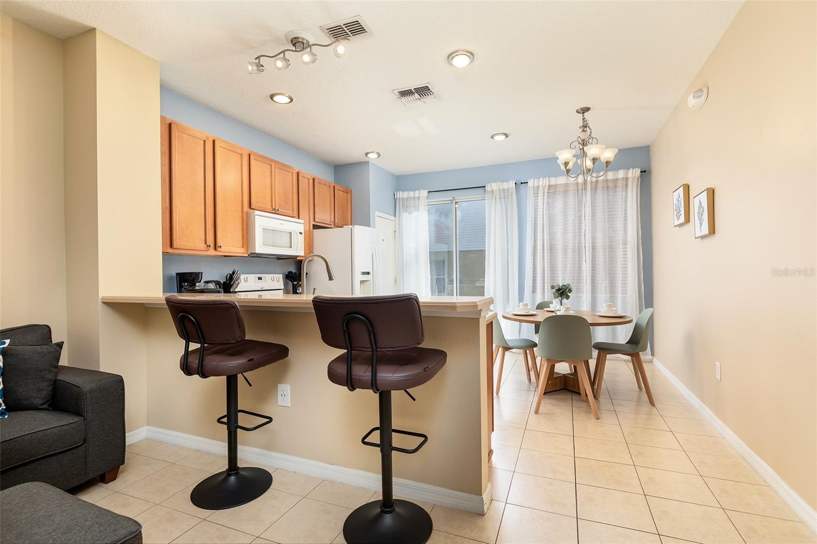 3087 SEAVIEW CASTLE DRIVE photo 5