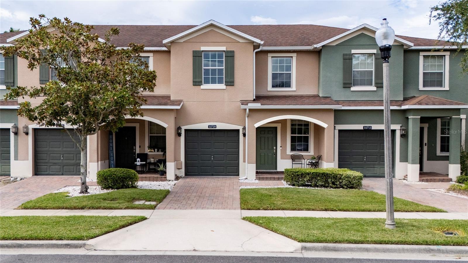10709 SAVANNAH LANDING CIRCLE photo 2