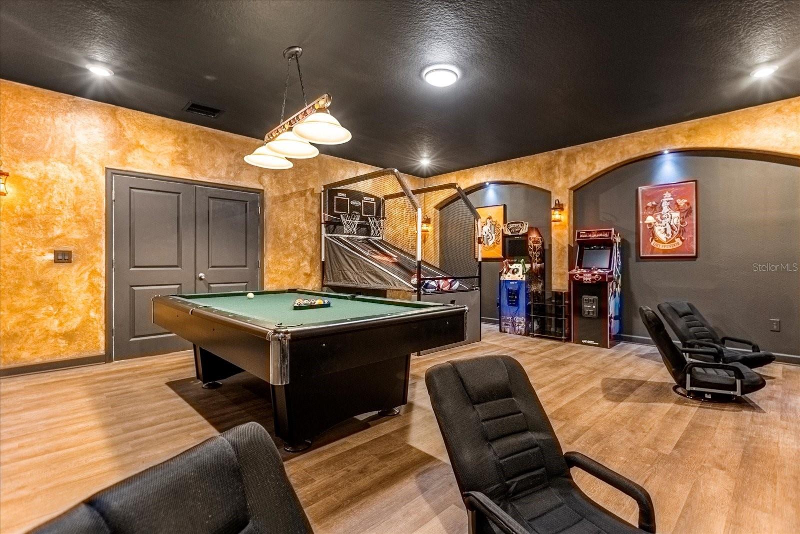 2931 Fable Street — photo 4 of 37