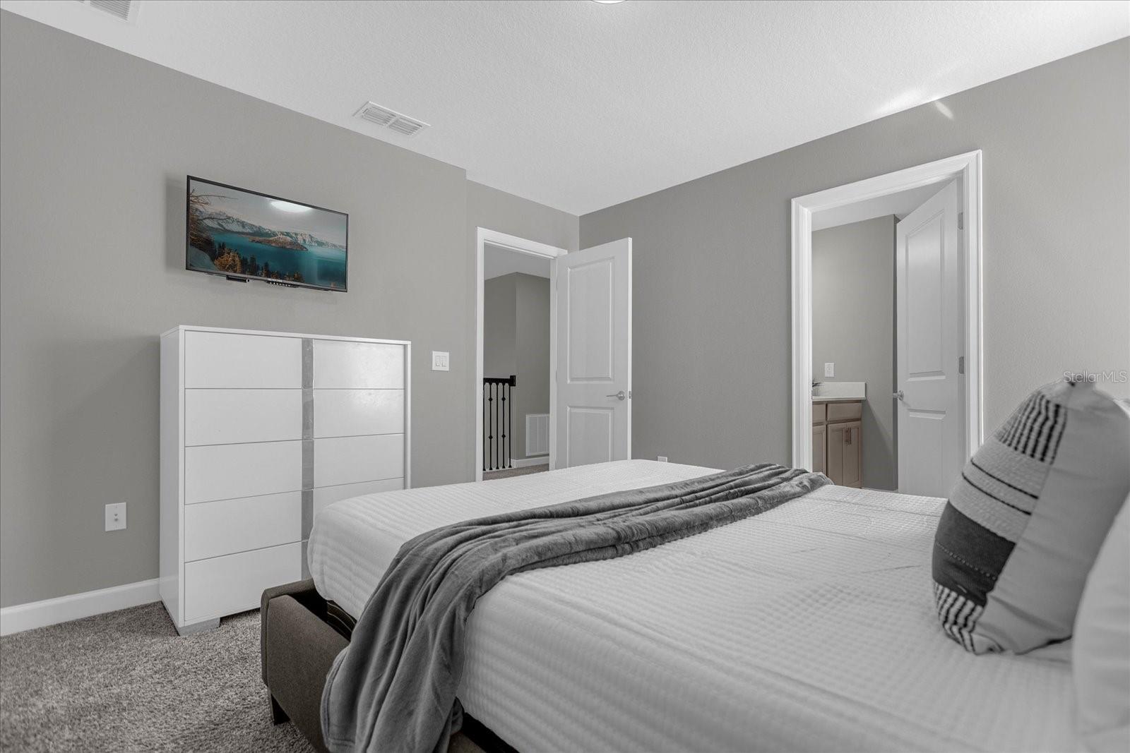 2931 Fable Street — photo 11 of 37
