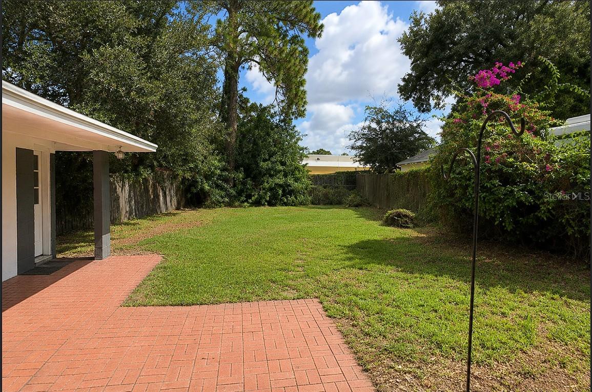 310 GRANADA DRIVE photo 2