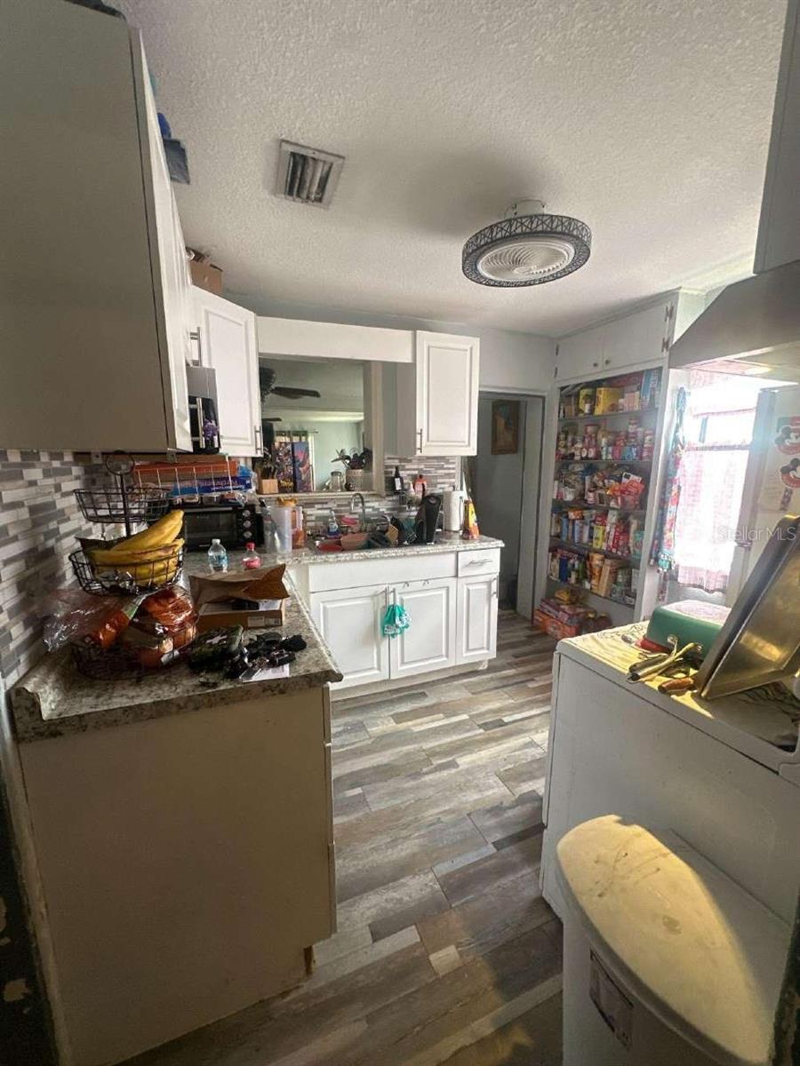 310 GRANADA DRIVE photo 5
