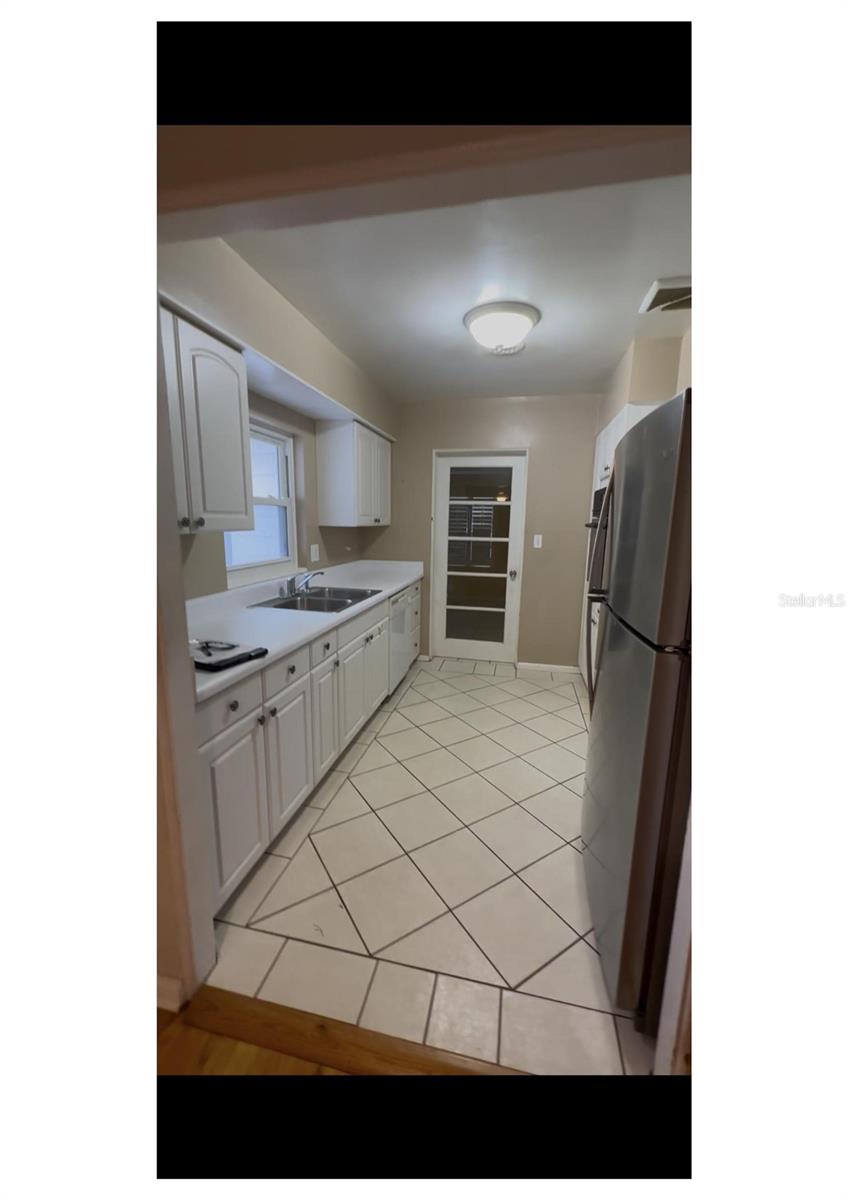2014 LINDA STREET photo 4