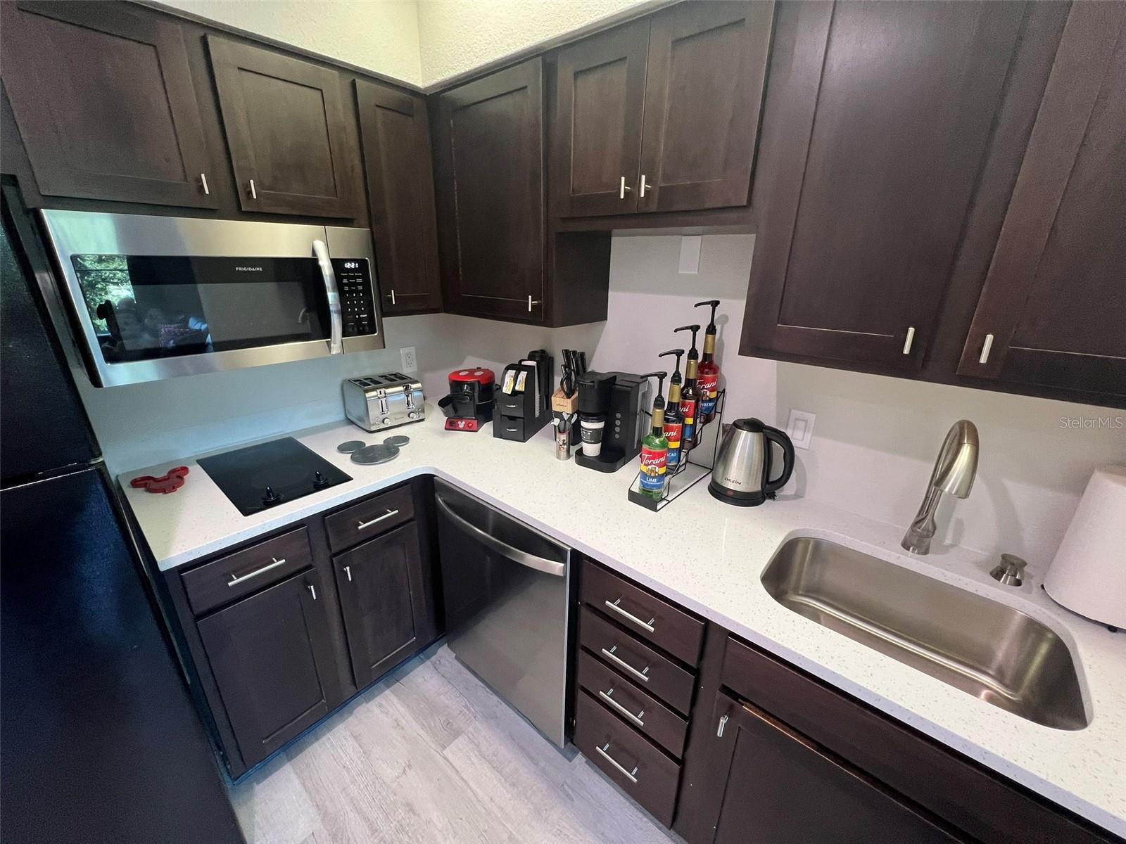 8303 PALM PARKWAY #404 photo 2
