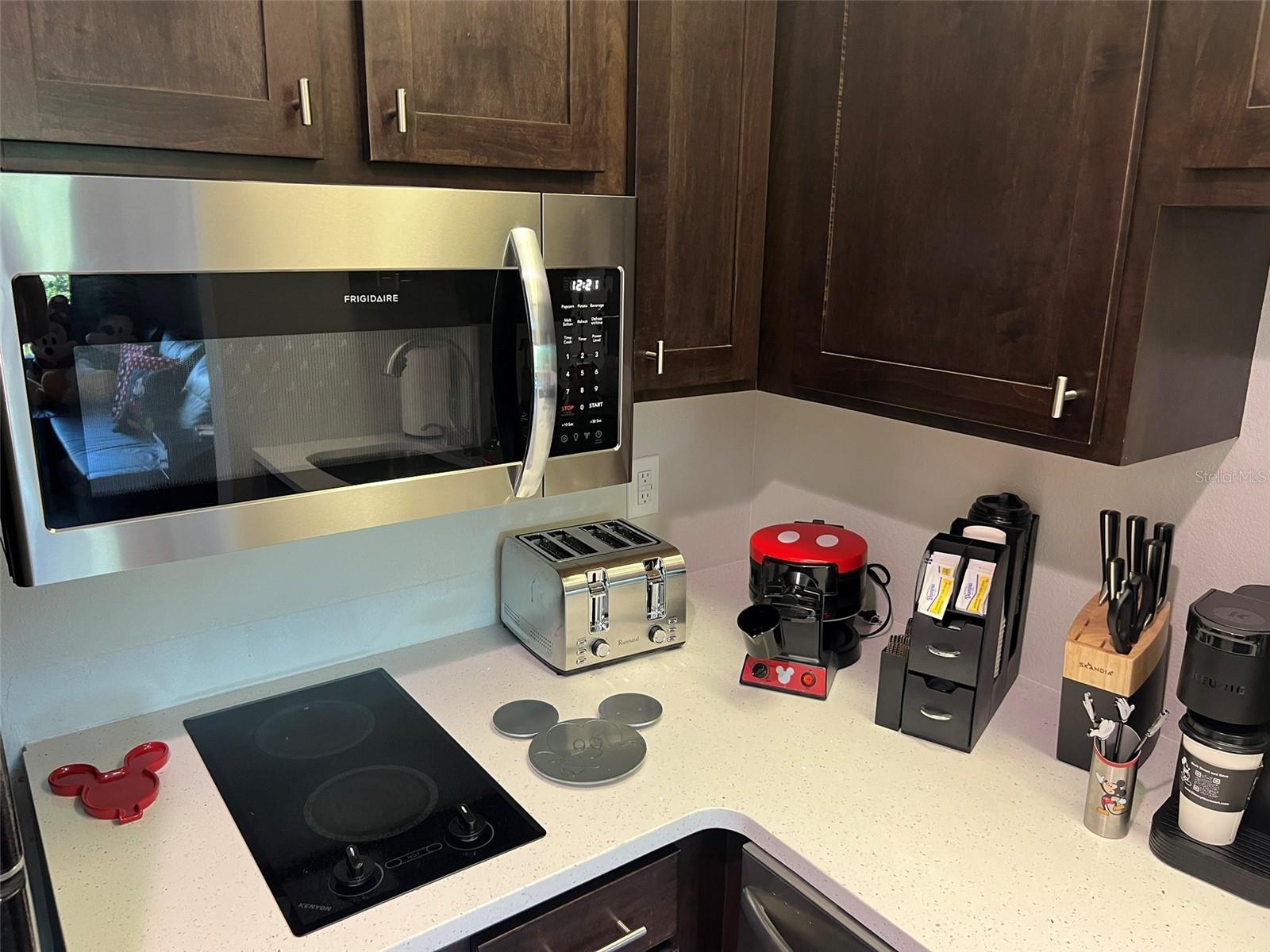 8303 PALM PARKWAY #404 photo 3