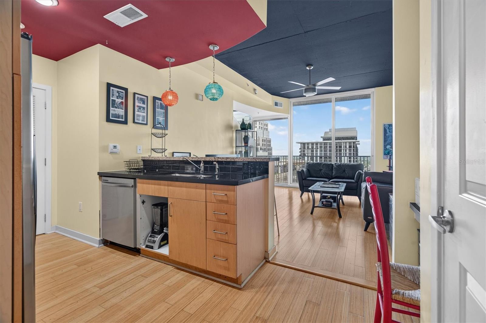 155 S COURT AVENUE #2514 photo 3