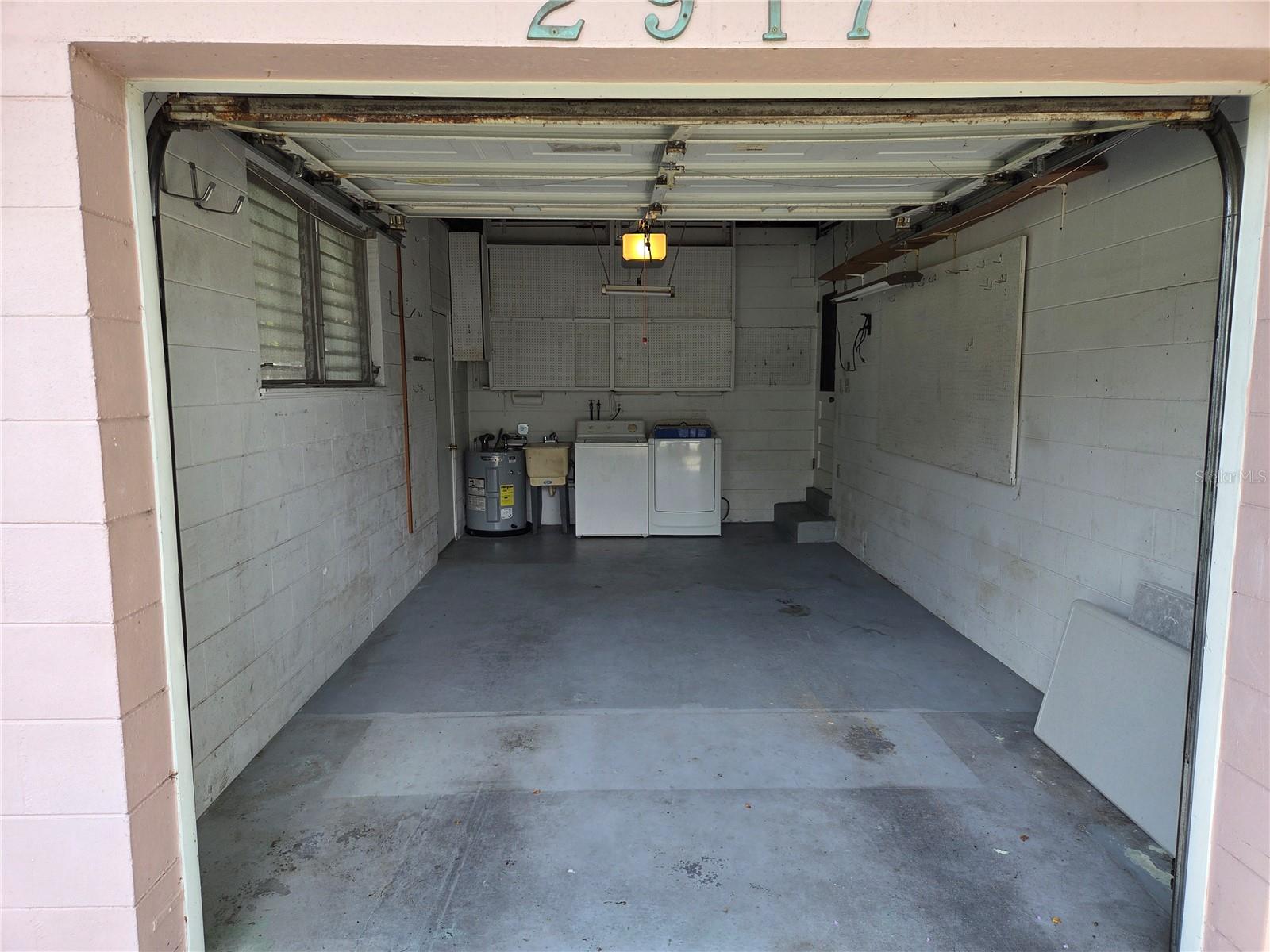 2917 VINE STREET photo 3