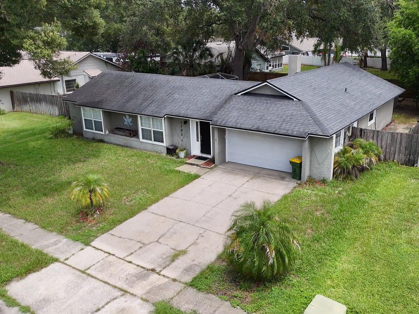 1792 PAM CIRCLE photo 3