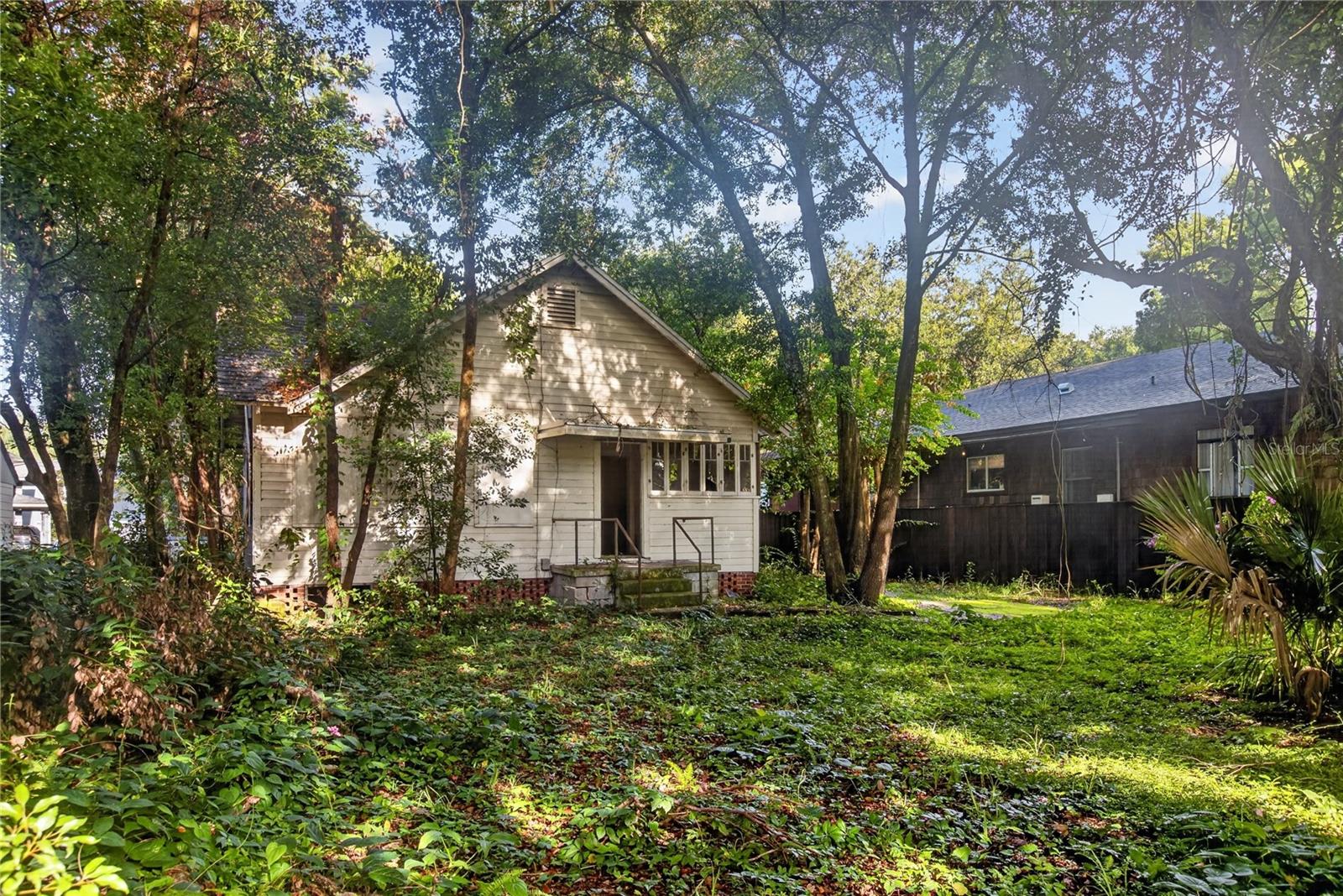27 N MILLS AVENUE photo 2